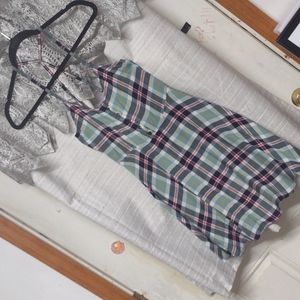 Simple summer dress..looks so cute on!